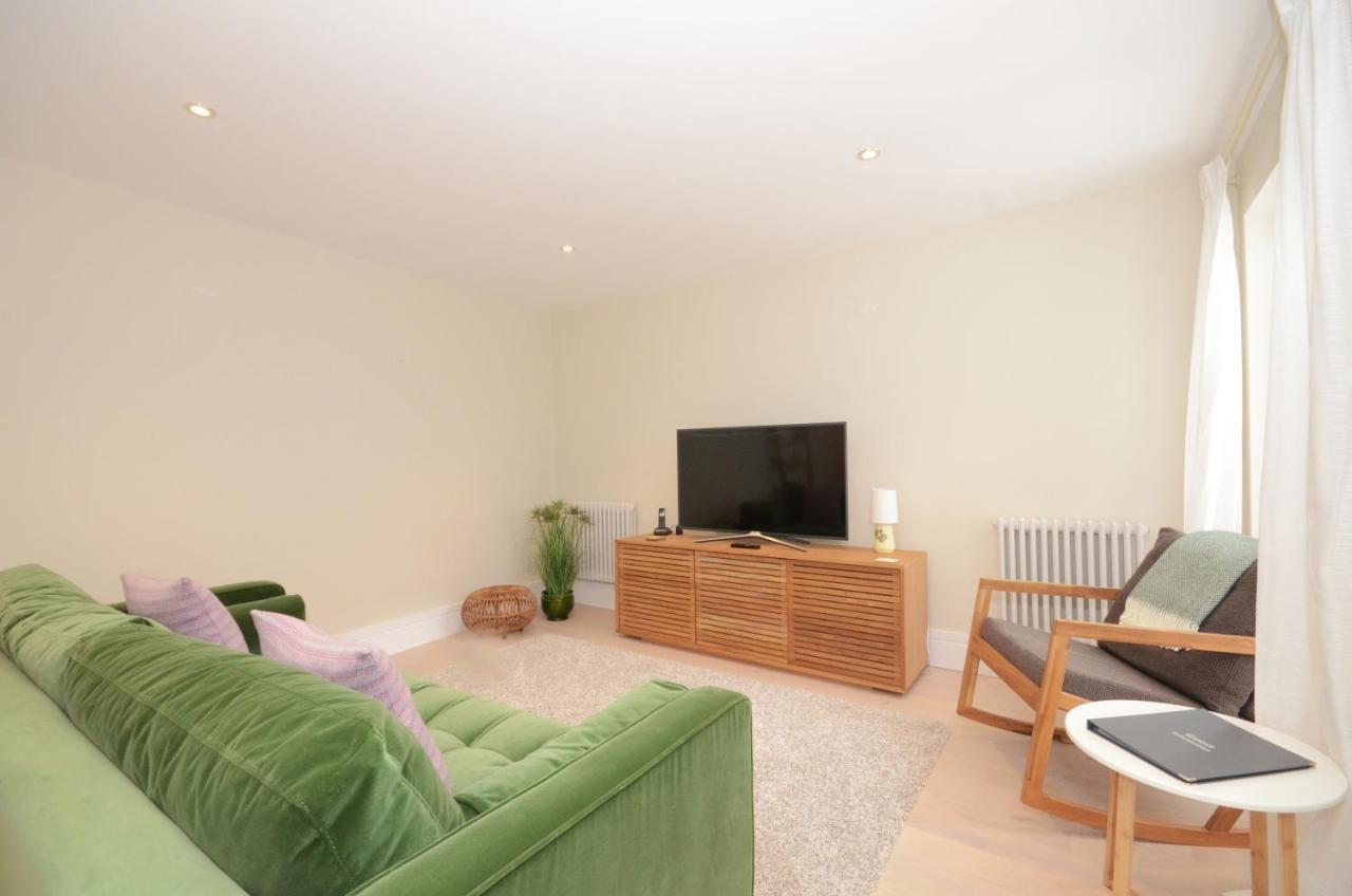 The Mews - 2 Bedroom Luxury, Spacious House With Free Parking York Zewnętrze zdjęcie