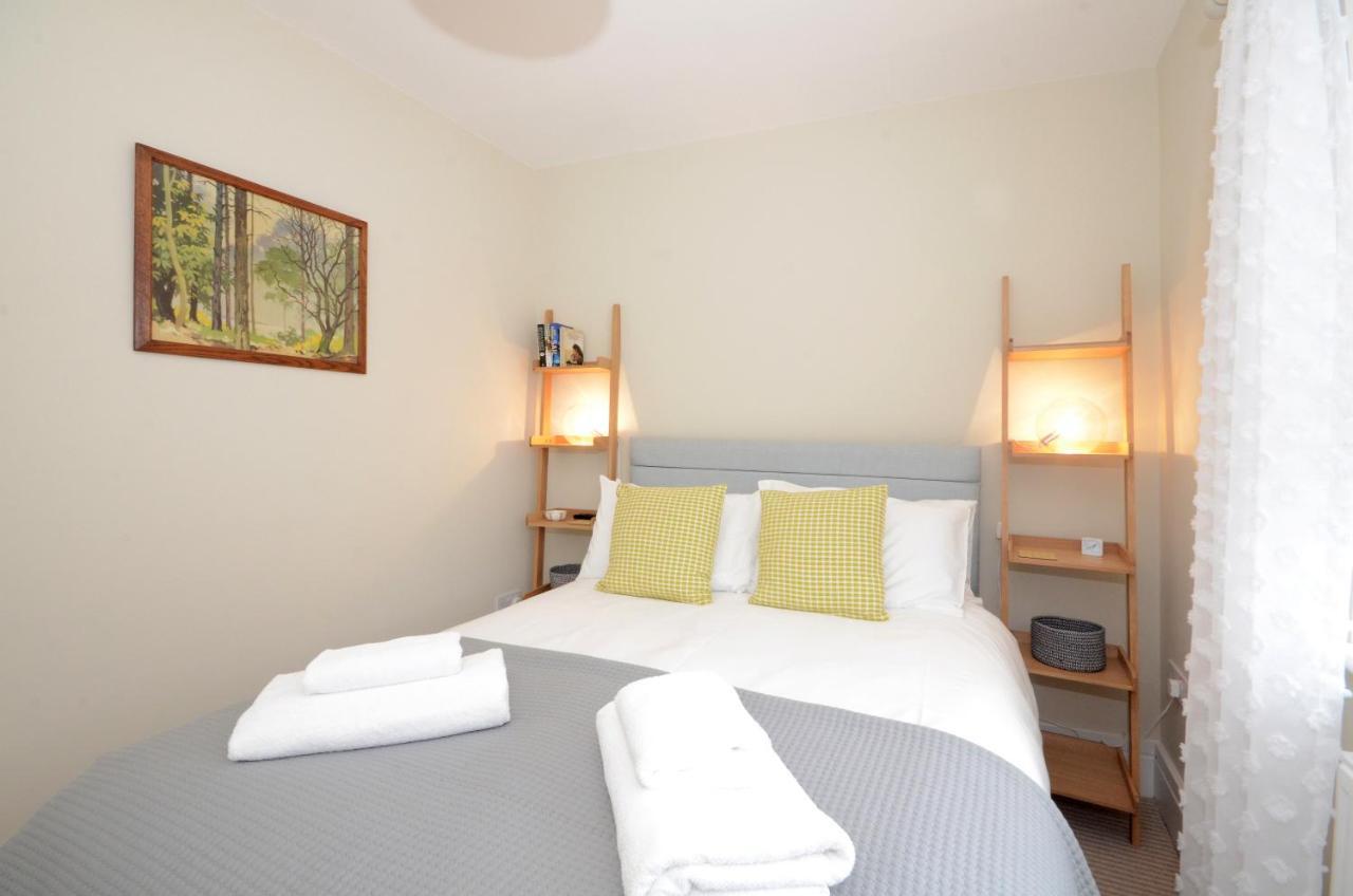 The Mews - 2 Bedroom Luxury, Spacious House With Free Parking York Zewnętrze zdjęcie